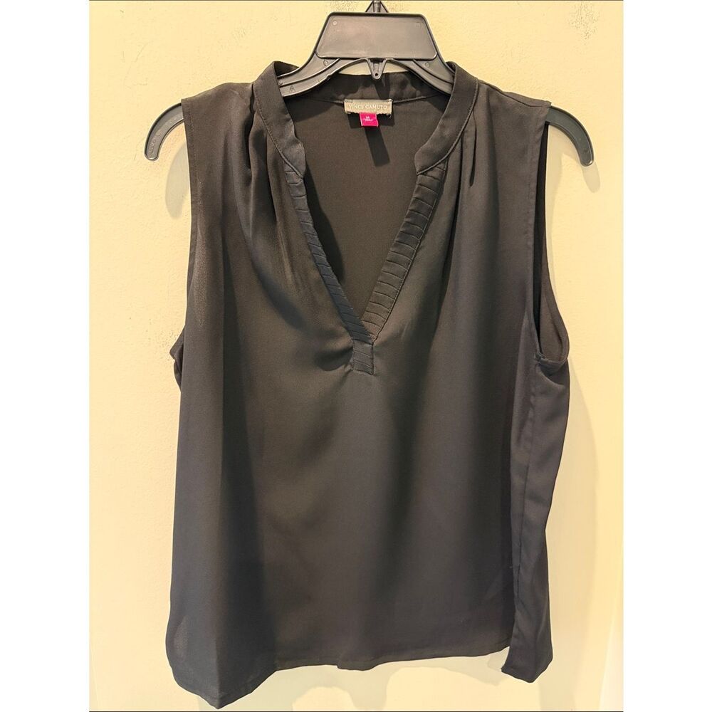 Vince Camuto Black Sleeveless V-Neck Pleated Trim blouse size medium